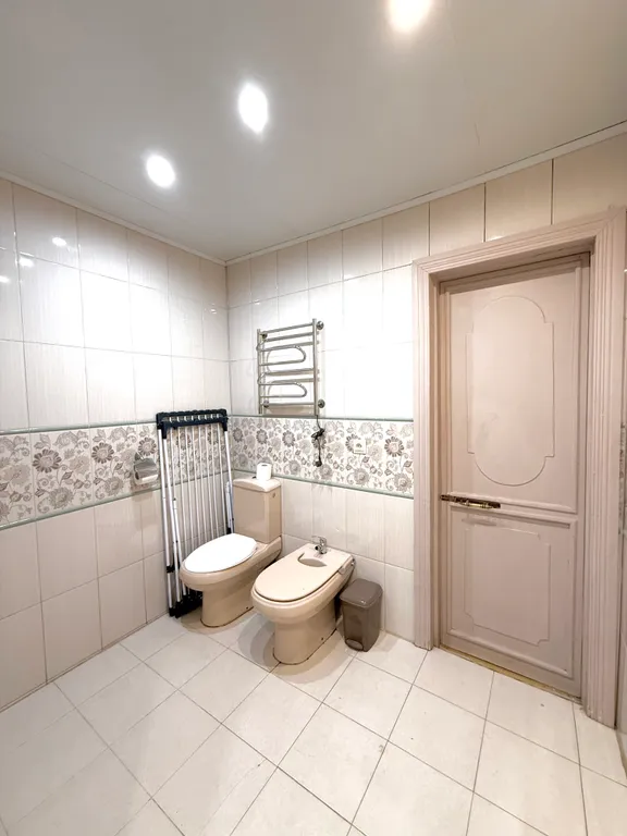 Просторная квартира в центре Санкт-Петербурга