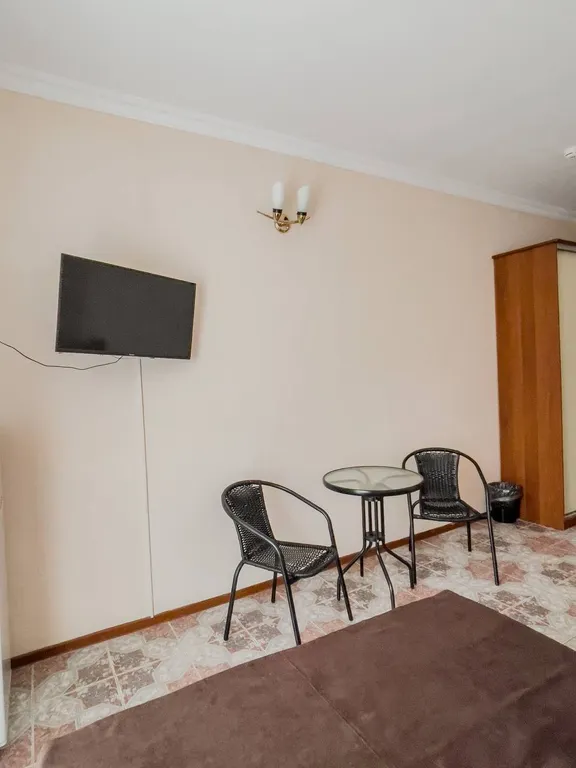 Трехместный номер с балконом