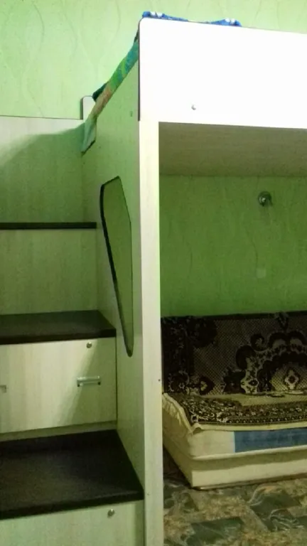 Благоустроенная двухкомнатная квартира с двориком у моря