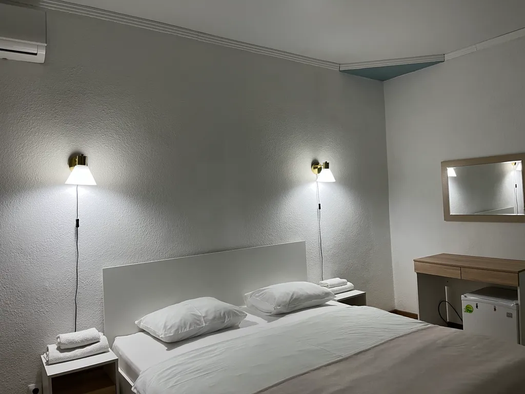 Квартира Квартира Уютный номер на 1 этаже с видом на парк с балконом. — Гагра