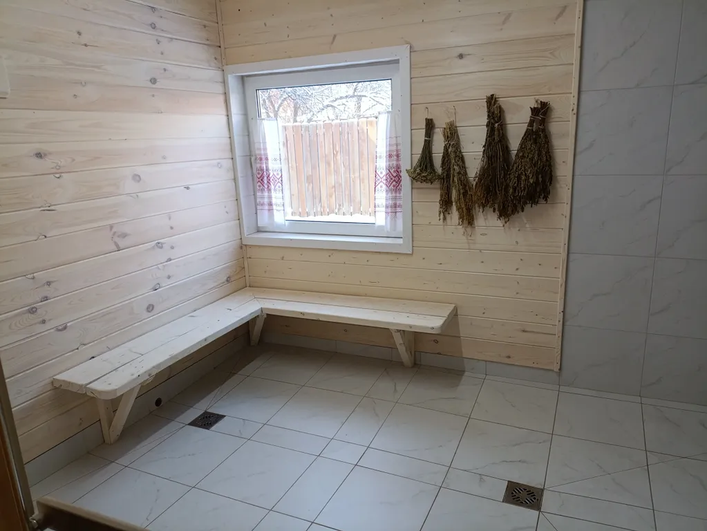 Медовый дом с баней и теплой купелью