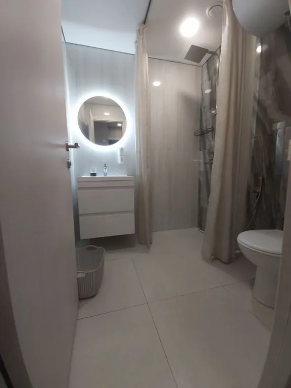 Дизайнерская студия у моря Зебра