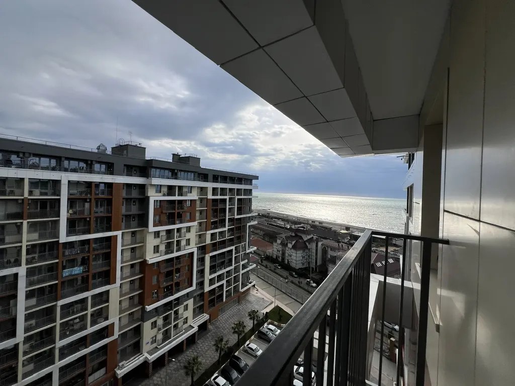 Апартамент с видом на море и горы