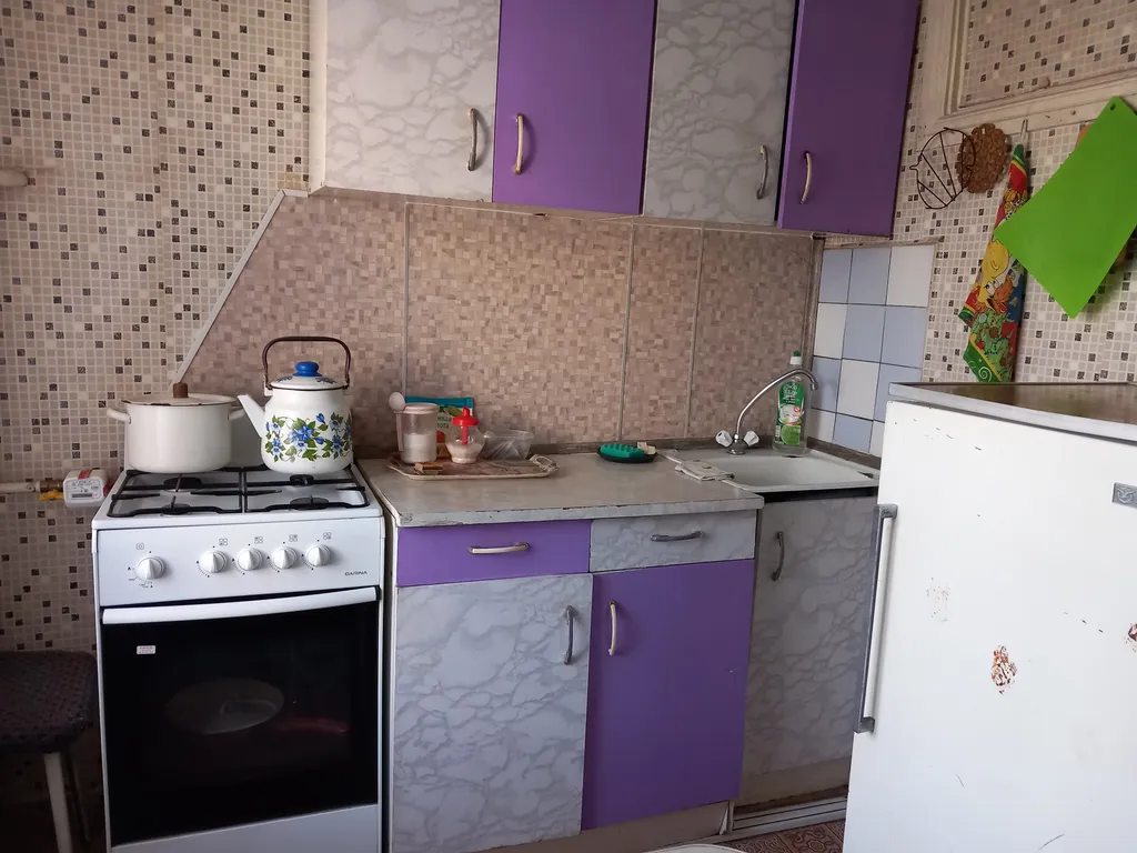 Квартира в спокойном районе, наличие мест парковки во дворе