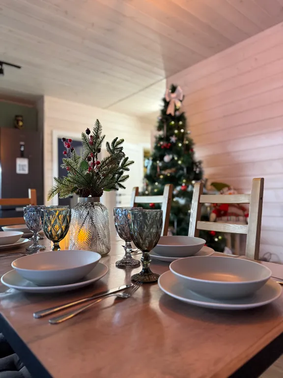 Уютный дом с живописным видом на лес