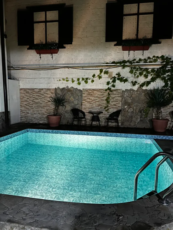 Квартира Апартаменты с личной кухней, бассейном, зелёным двором и беседкой — Анапа