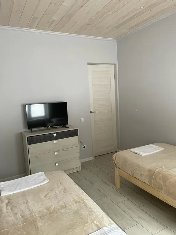 Новый дом в Геше на 1 линии по дороге на сектор Б