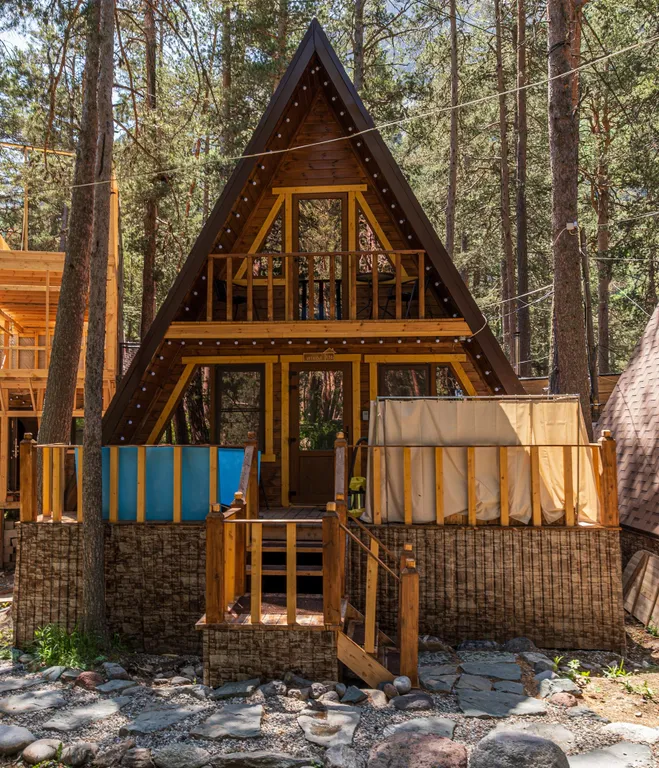 Просторный коттедж в лесу