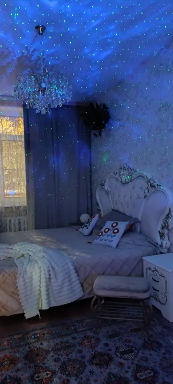 Двушечка у канатки и в старинном доме