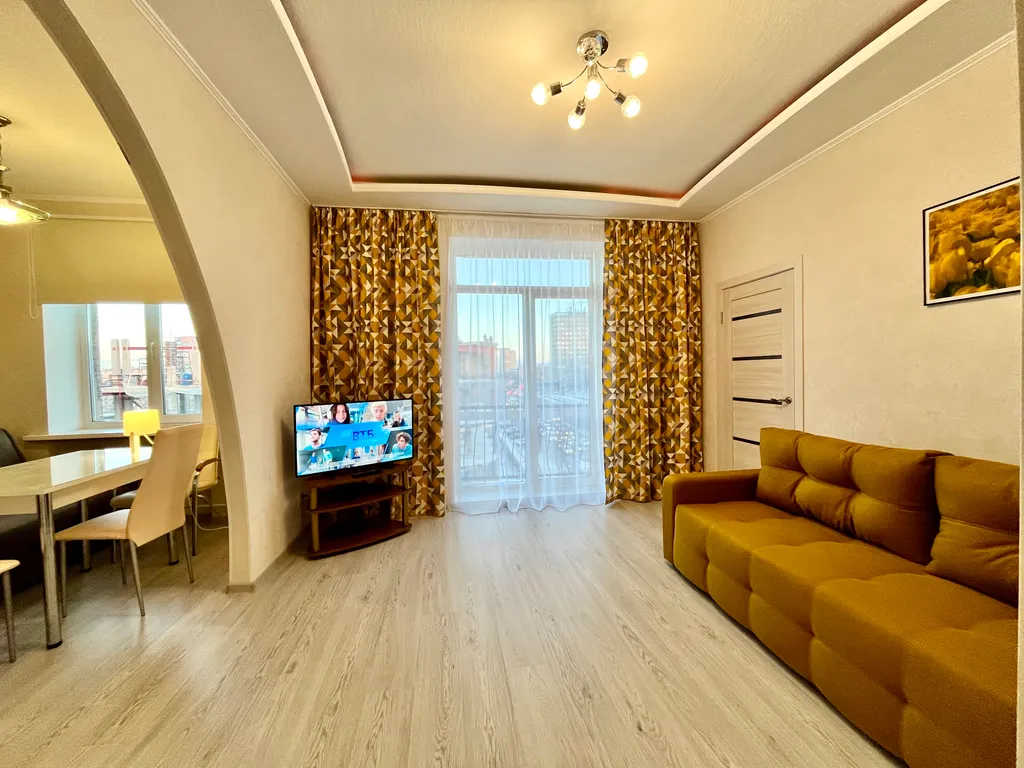 Квартира 2-е апартаменты в самом центре с видом на город — аренда посуточно в Челябинск