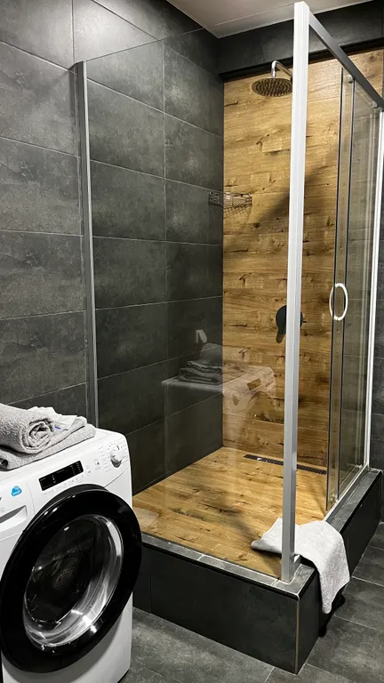 Уютная квартира возле парка на 16 этаже