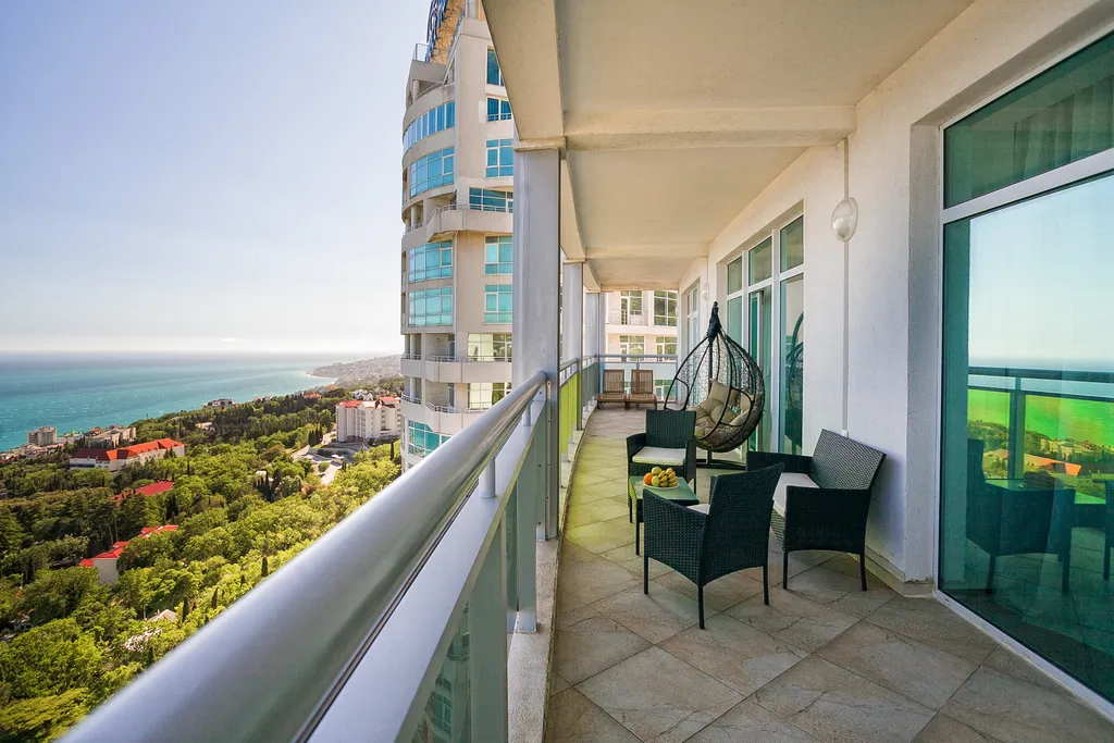 Отдых в Крыму с видом на Черное Море и Ай-Петри