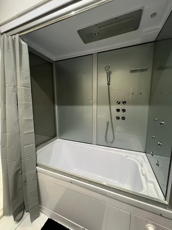 Квартира с видом на город