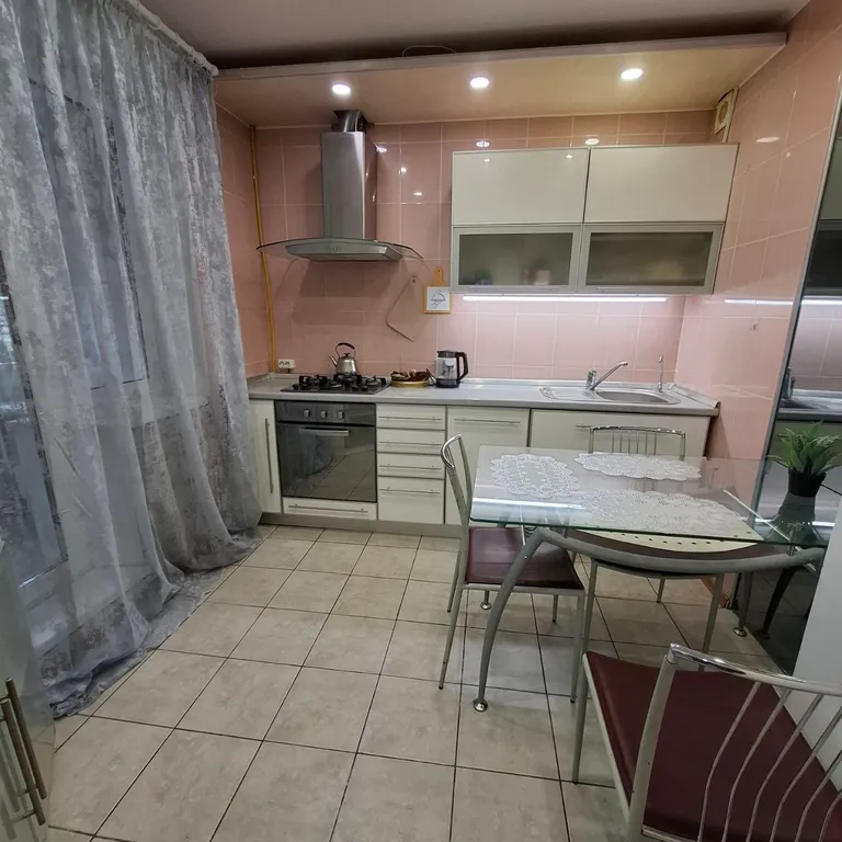 Уютная квартира в спокойном районе — идеальное сочетание комфорта и ую