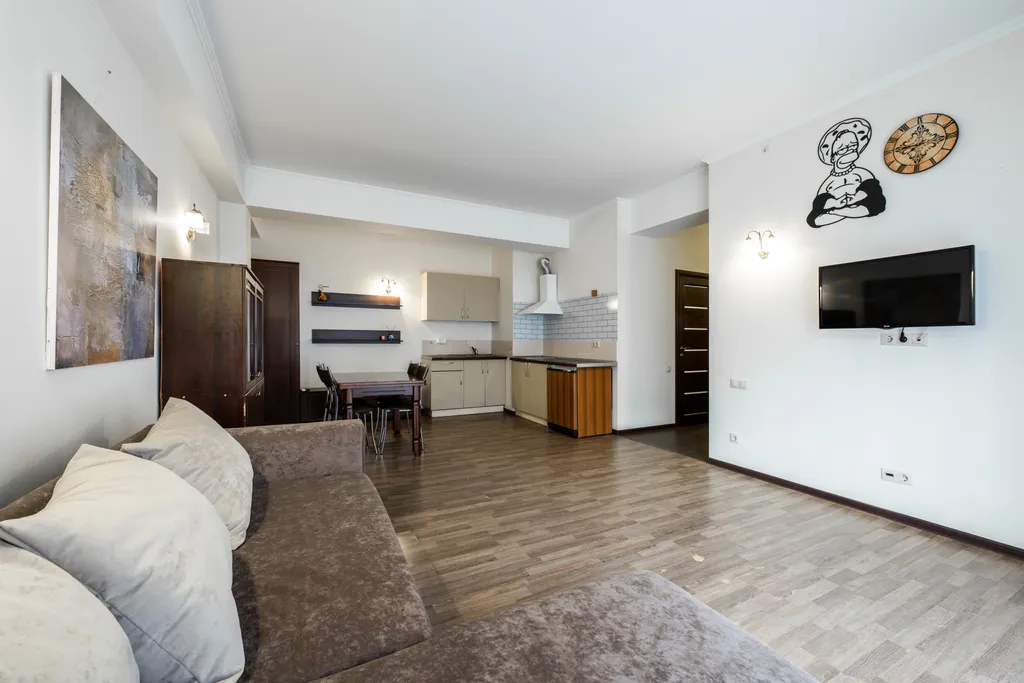 Апартаменты с балконом, 2 этаж, Семейное гнездышко с панорамой