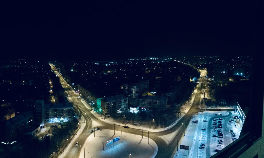 Парящие в небе - видовая квартира на самом высоком этаже в городе