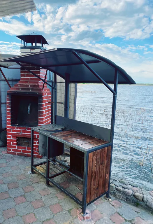 Домик у озера Свирь