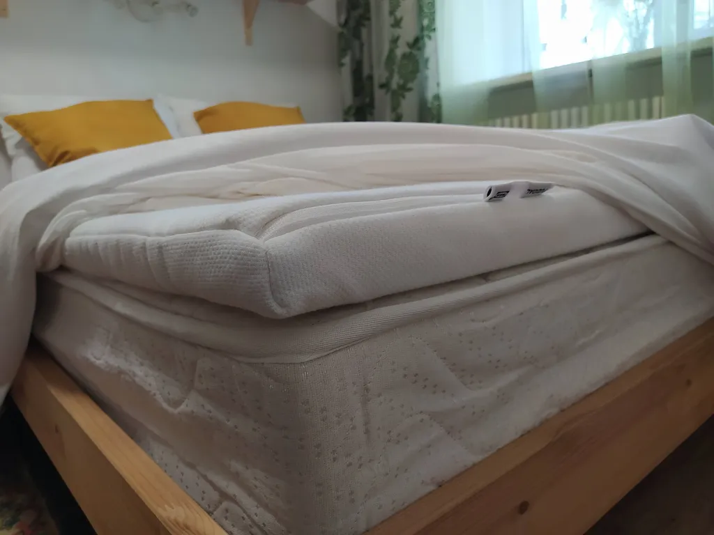 Вот она, двушка - сладкая подушка