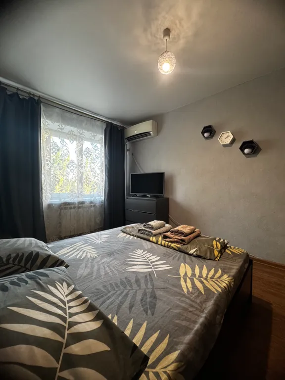 Центр города, гостиница Ахтуба, Воинская часть (старая часть города)