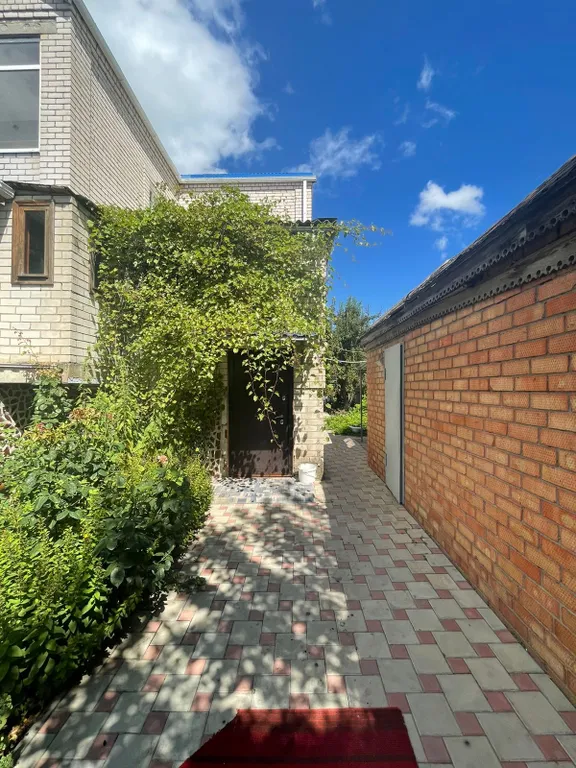 Уютная просторная часть дома 120 кВ.м. под ключ с бассейном