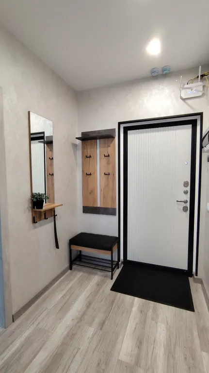 Уютная двухкомнатная квартира в новом жк на берегу озера