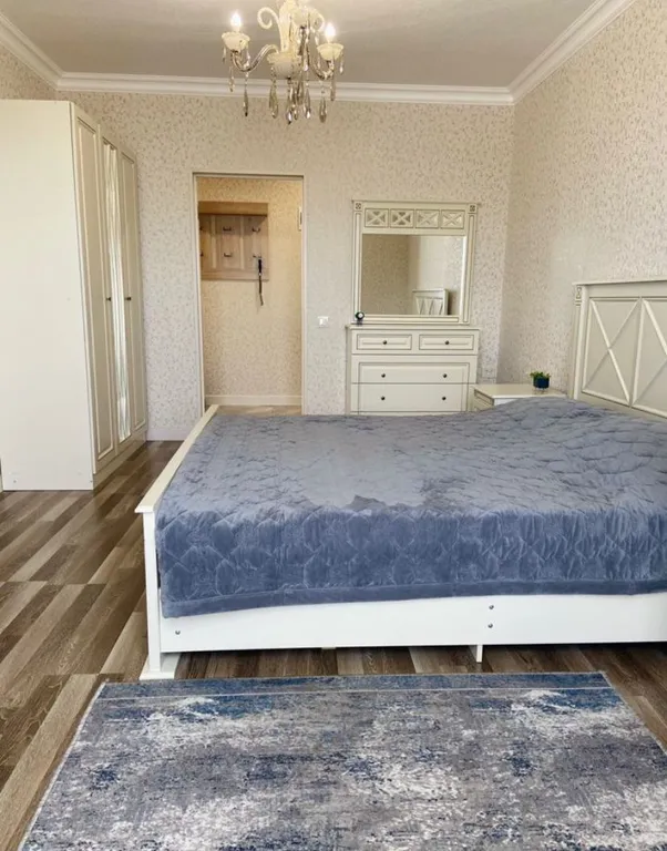 Новая двухкомнатная уютная квартира