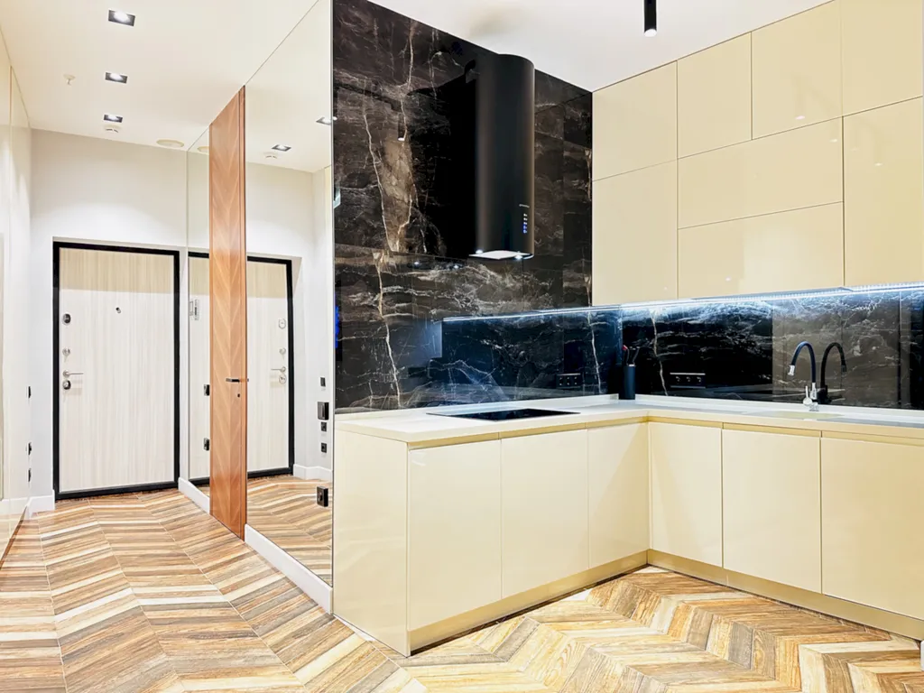 Премиальный 3-комнатный апартамент, пляж и набережная в 5 минутах