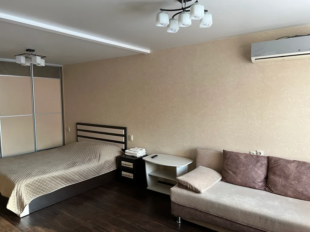 Студия с джакузи