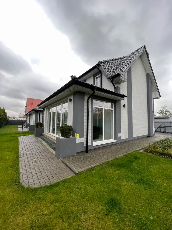 4-комнатный Дом