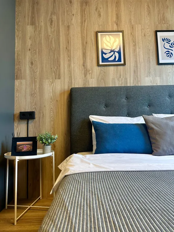 Уютная 3-комнатная квартира в стиле лофт в центре академгородка