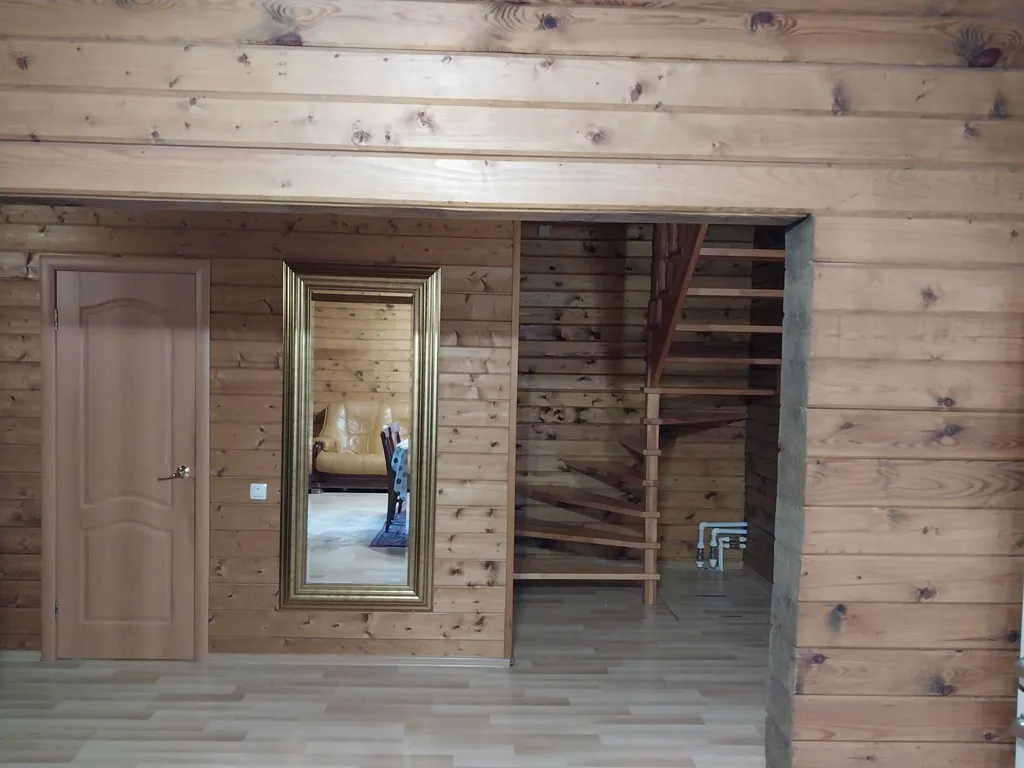 Коттедж-дуплекс на берегу озера Глубокое