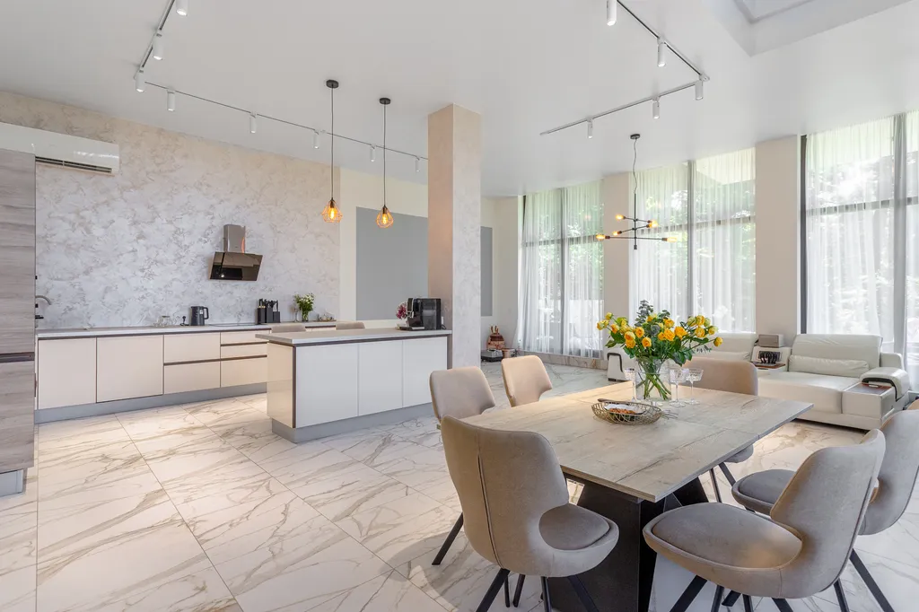 Коттедж Эксклюзивный дом с бассейном (район Ботанического сада) — Владивосток