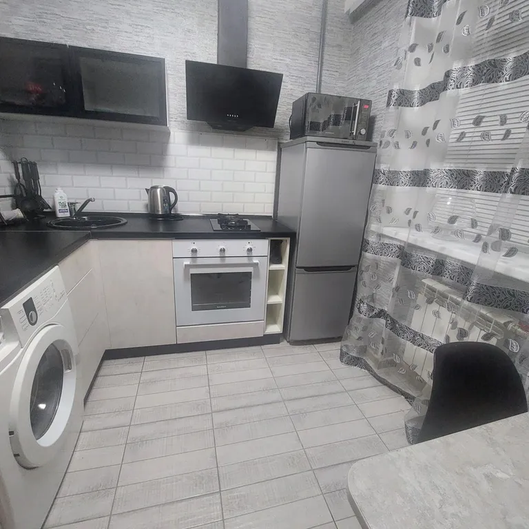 Уютная квартира в центре города — аренда посуточно в Нижний Тагил