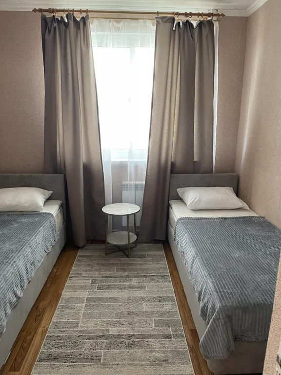 Этаж под ключ с 3 спальнями до 7 человек