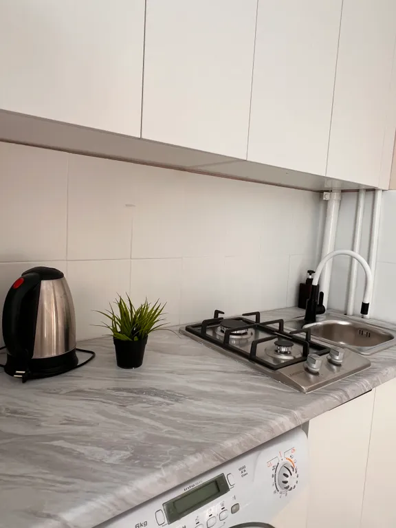 Электронный замок, центр, netflix + megogo