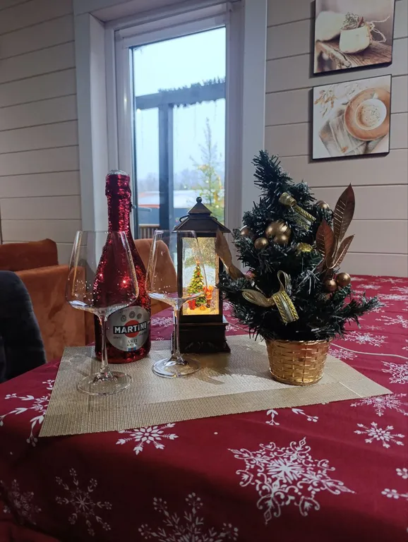 Коттедж Абсолютно новый дом с баней, включена в стоимость, и горячей купелью — аренда посуточно в Домодедово