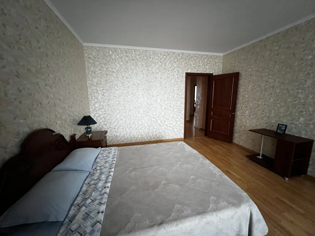 Квартира в центре с красивым видом на колокольню, храм и набережную