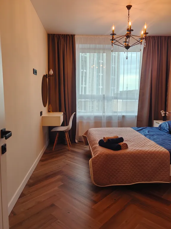 Двухкомнатная студия на берегу реки Обь