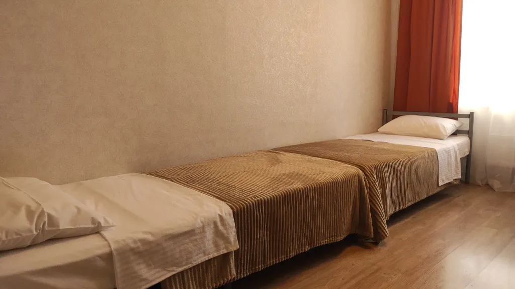 3 комнатная квартира рядом с аквапарком и Дворцом Борьбы