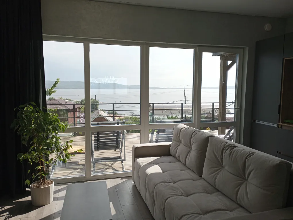 Дом с панорамным видом на Волгу