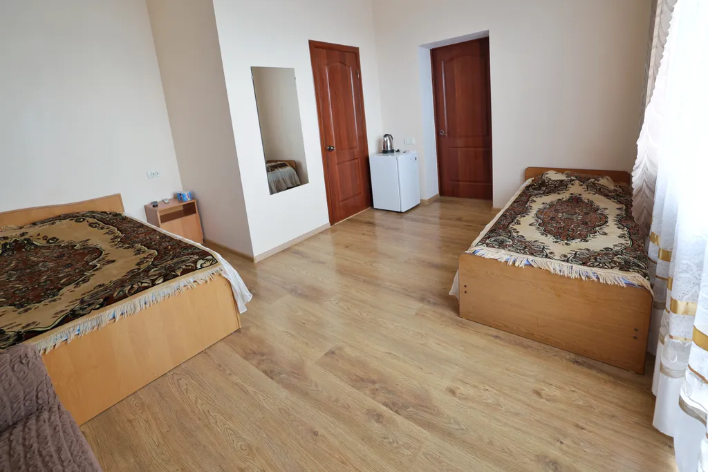 Квартира Квартира Трехместный номер с доп. местом с балконом и видом на море — Лазаревское