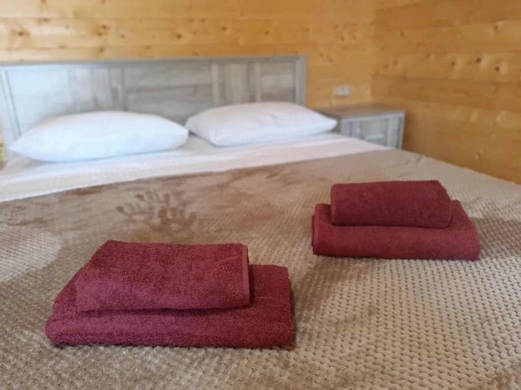 Уютный четырёхместный коттедж с удобствами