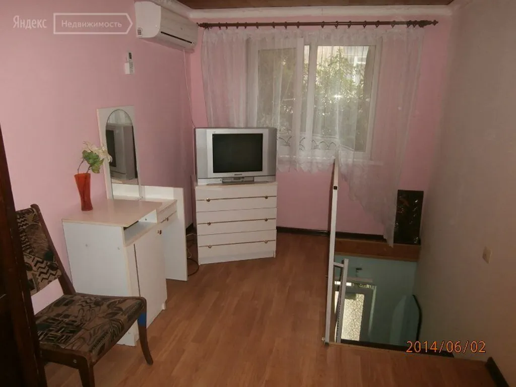 Коттедж 2-комнатный Дом — Евпатория