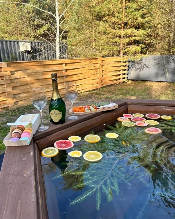 Гостевой дом Романтика с банным чаном на территории минибазы отдыха