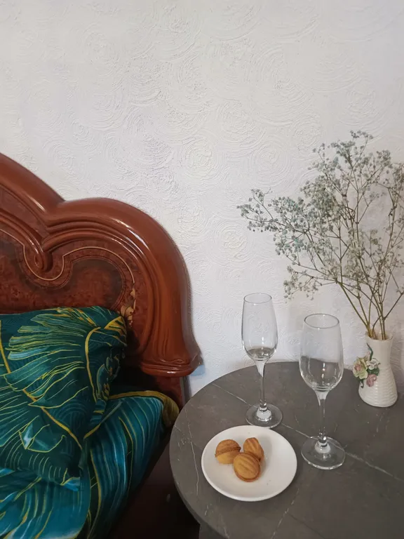 Романтичная однушка с камином на Волжской набережной