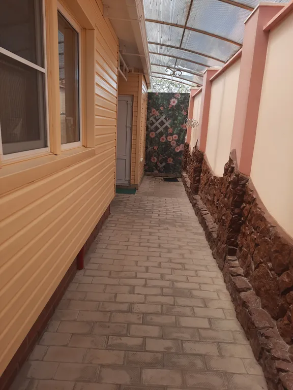 Уютный дом на берегу моря