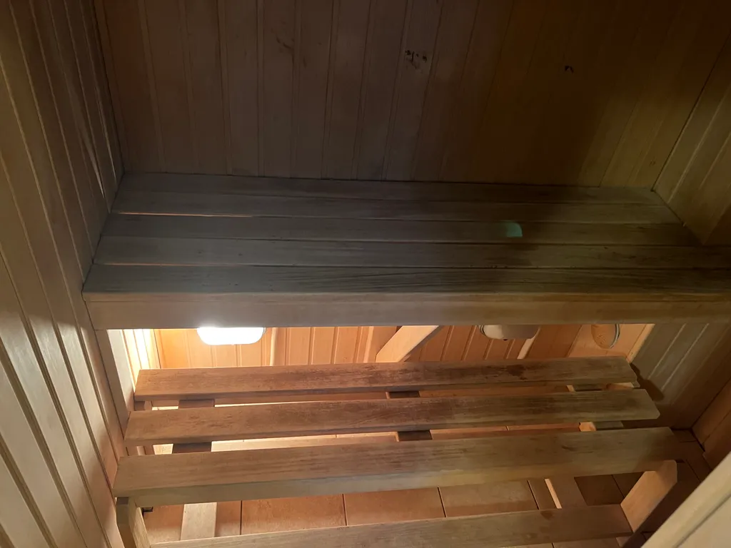 Уютный жилой дом рядом с Заливом