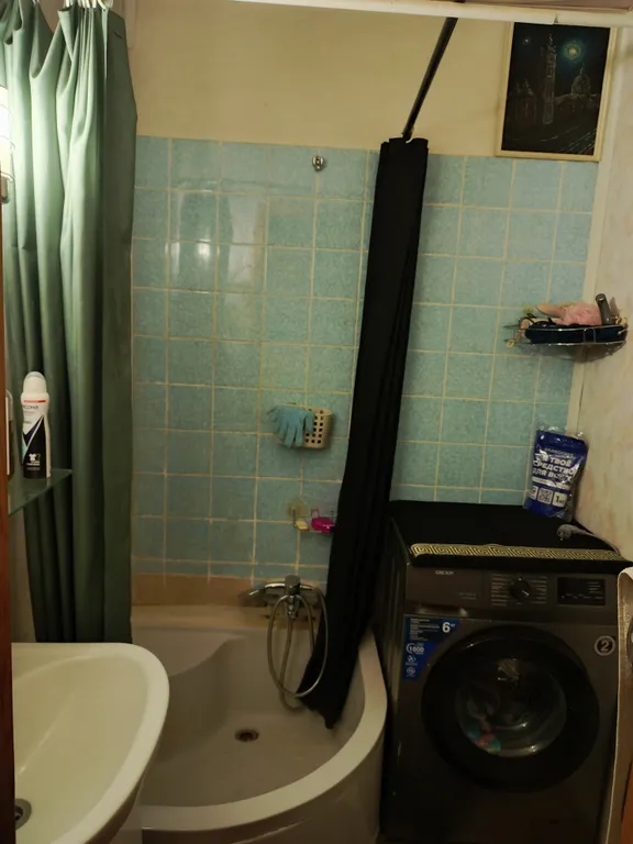 Комната в тихом спальном районе на берегу реки