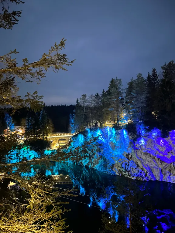 Дом у озера с сауной