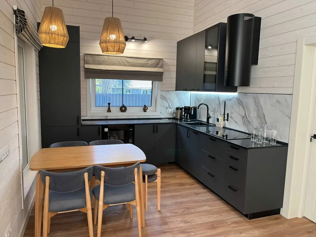 Премиальный коттедж на берегу Судаковского озера